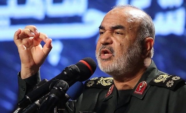 حتی آمریکا هم در مقابل تحریمهای اقتصادی علیه ایران دوام نمیآورد/ اجرای حدود ۴۰۰ پروژه ملی توسط قرارگاه خاتم