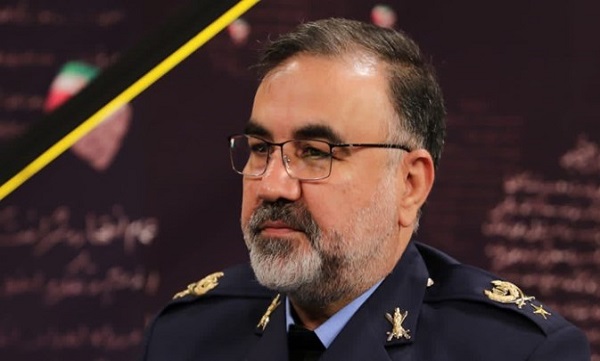 امام راحل بر همدلی و همبستگی نیروهای مسلح تاکید میکردند امام راحل بر همدلی و همبستگی نیروهای مسلح تاکید میکردند