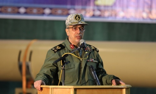 سرلشکر باقری سرلشکر باقری: مسیر رشد و تعالی قدرت موشکی را ادامه میدهیم