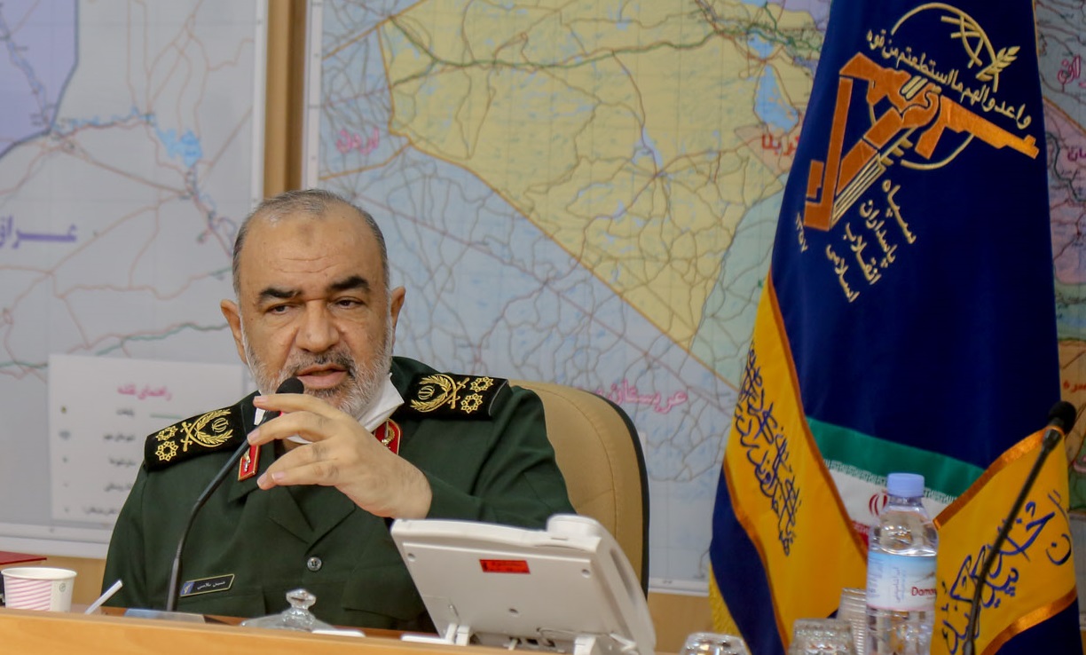 سرلشکر سلامی برپایی بیمارستانهای صحرایی سپاه در مشهد/ روحیه بسیجی مشکلات را درهم میشکند