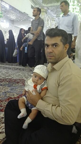 پاسداری که ضامن آهو (ع) لباس سبز پاسداری به تن وی کرد پاسداری که ضامن آهو (ع) لباس سبز پاسداری به تن وی کرد