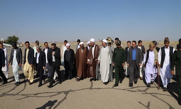 هیئت اعزامی از سوی مقام معظم رهبری به سیستان و بلوچستان وارد شهرستان ایرانشهر شد