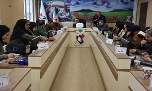 تصاویر/ نشست خبری مدیرکل بنیاد شهید کردستان با اصحاب رسانه