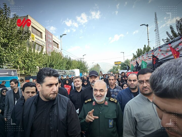 آیین پیاده‌روی جاماندگان اربعین حسینی در پایتخت+ تصاویر