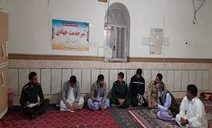 میز خدمت جهادی در مسجد نبی اکرم (ص) خاش برپا شد