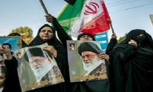 فیلم/ تجمع خودجوش مردم کرمانشاه در دفاع از حمله ایران به رژیم صهیونیستی