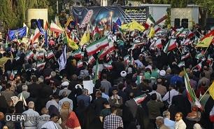 تصاویر/ تجمع مردم شیراز برای پیروزی ایران در عملیات وعده صادق سپاه