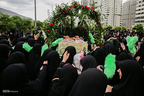 تصاویر/ تشییع و تدفین شهید گمنام دفاع مقدس در شهرک شهید خرازی
