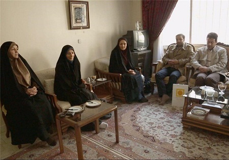 دیدار مدیران شبکه مستند با همسر شهید شهریاری